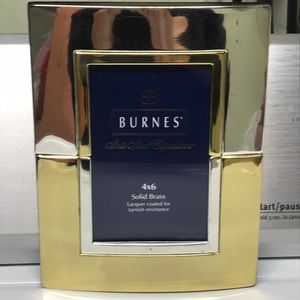 ⚜️Burnes Brass Two-toned 4x6” Picture Frame!